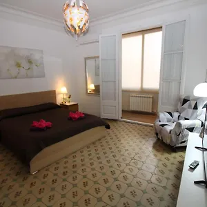 Gran Via Homestay